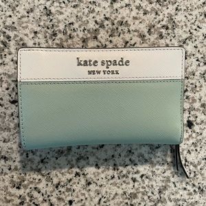 NWOT Kate Spade: Cameron Medium Bifold Wallet